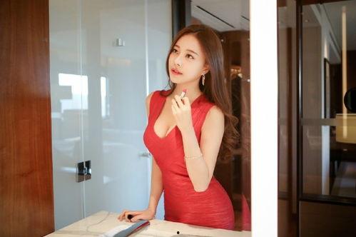 美女胸大丝袜视频大全,性感美女胸部丰满，视觉盛宴大合集